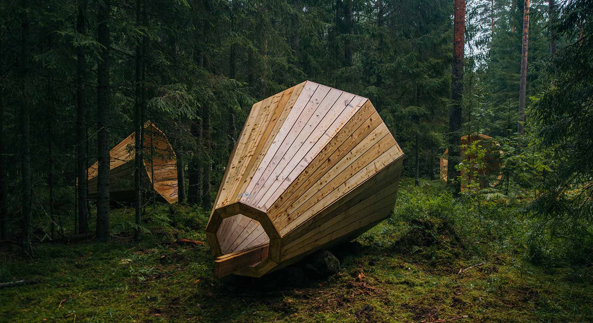 Megáfonos en el Bosque, Estonia. Imagen Tonu Tunnel