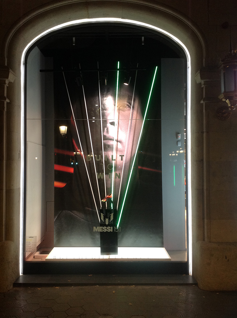 Window display in the Adidas store Barcelona by ODOS
